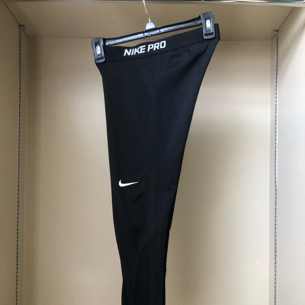 Nike Pro leggings